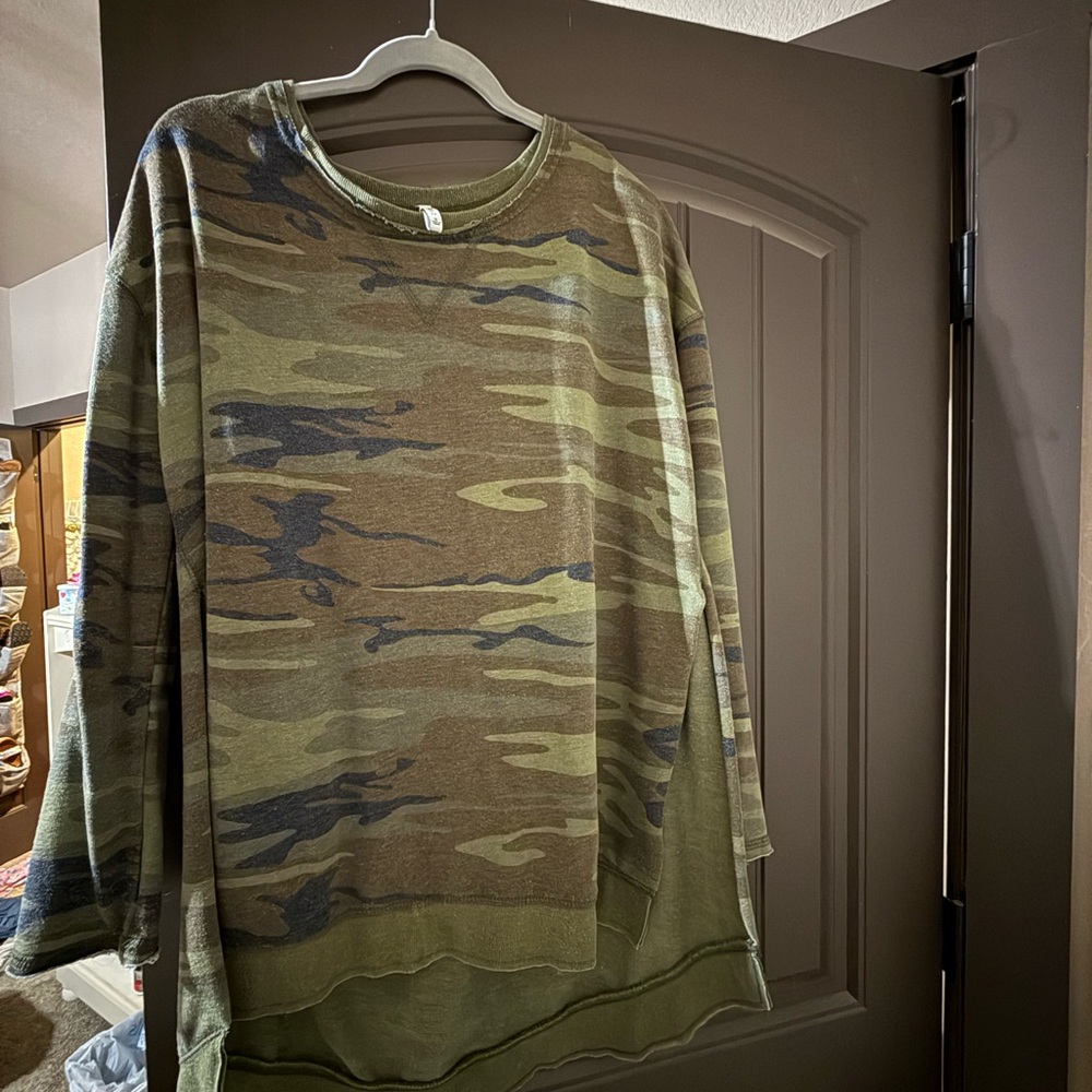 Z Supply Camouflage Long Sleeve Shirt
